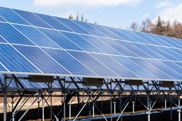Comment fonctionne réellement un panneau photovoltaïque ?